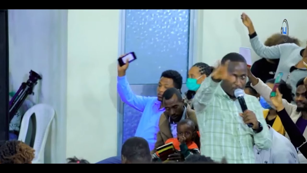 ዲሂነት ተመታ ! Ethiopian Prophet joy blesses bank accounts ነብይ ጆይ ጭሮ YouTube