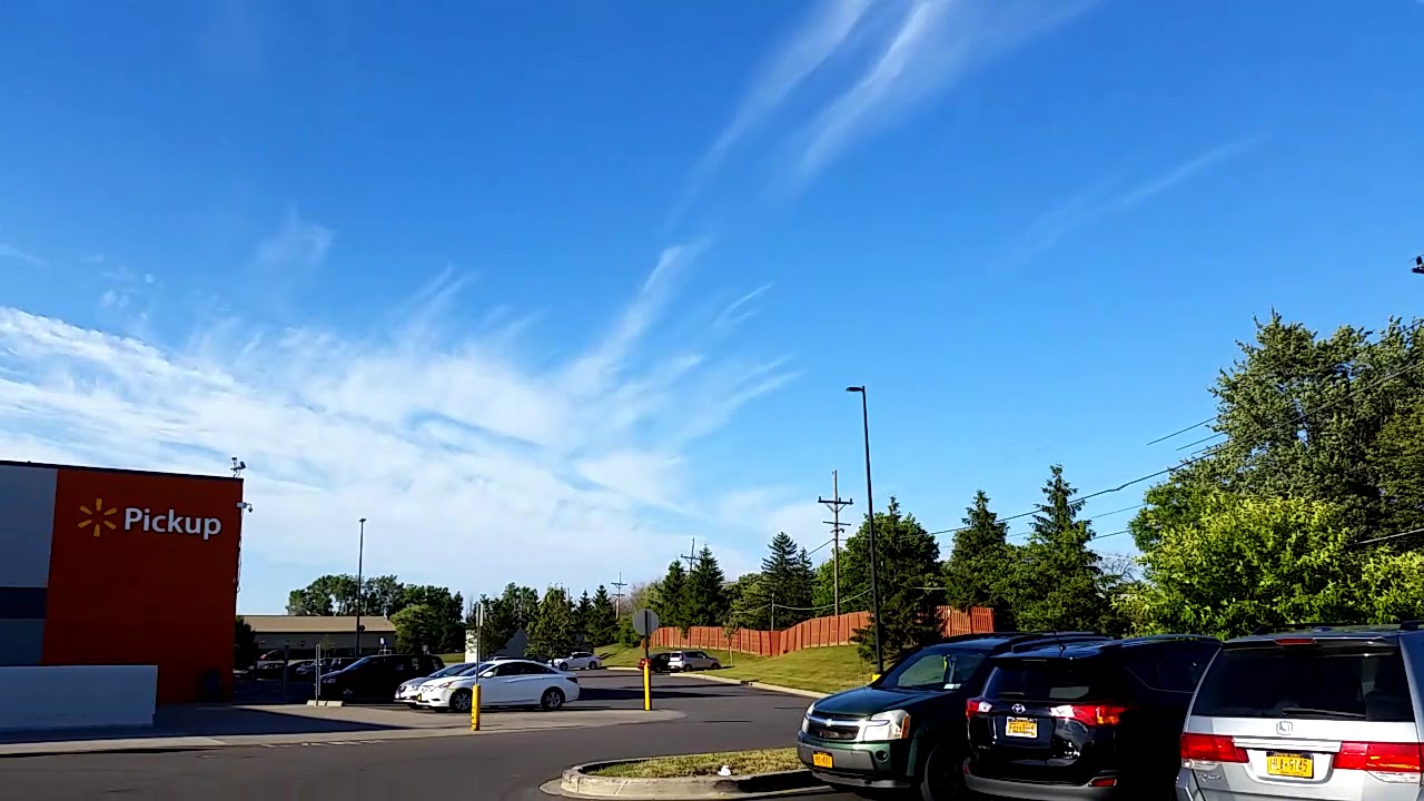 Pretty Vapor Trails over Walmart in Henrietta, New York, 9th July, 2018 YouTube