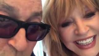 Алла Пугачева и Александр Буйнов посмеялись над Максимом Галкиным Алла Пугачева и Александр Буйнов посмеялись над Максимом Галкиным