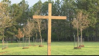 Family issues statement 1 year after ex-NFL player killed 6 people at South Carolina home