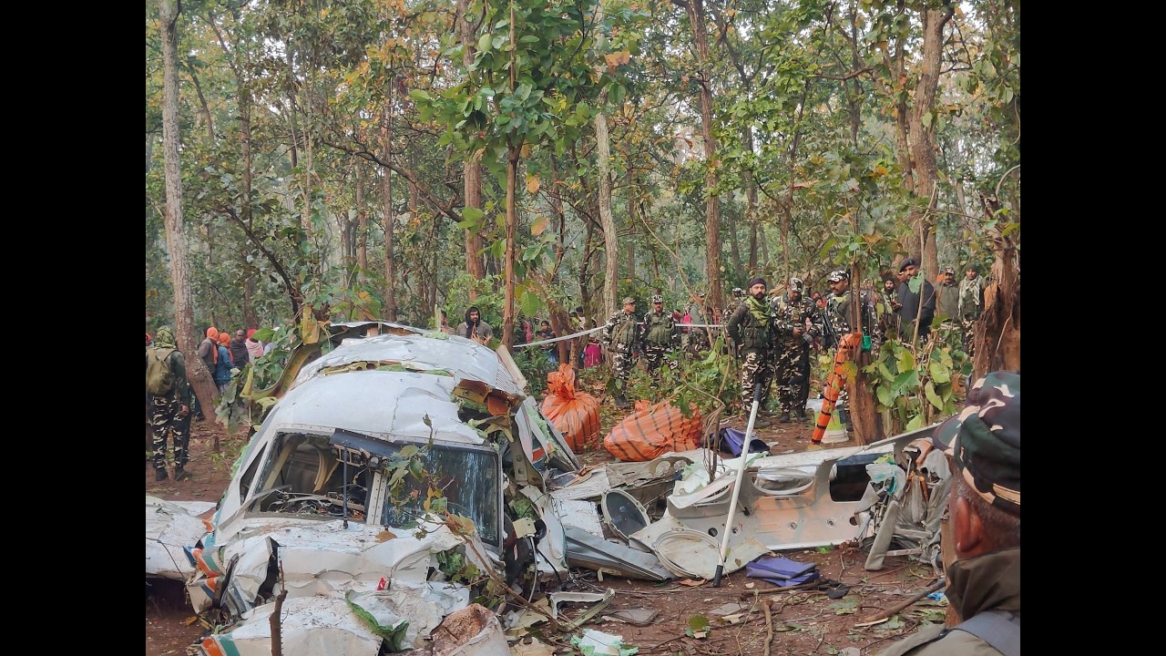 यहीं गिरा था विमान, घटनास्थल से ग्राउंड रिपोर्ट देखिए, कैसे एयरक्राफ्ट मिनटों में हो गया चकनाचूर