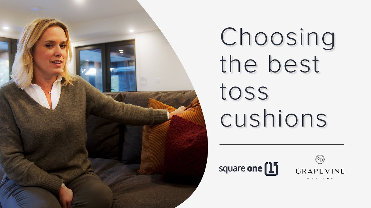 How to Choose Throw Pillows for Your Couch