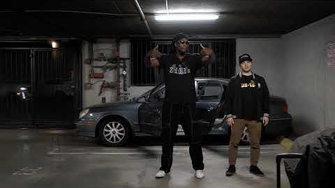 Cyborg and NPC animation dance freestyle with Robozilla and Dr. Robotmik