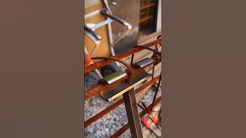 Binding Iron #subscribemychannel #iron #ironwork #working #short #foryou #like @soulmate-zr6um