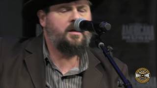 Outfit Live Isbell, Hood and Cooley