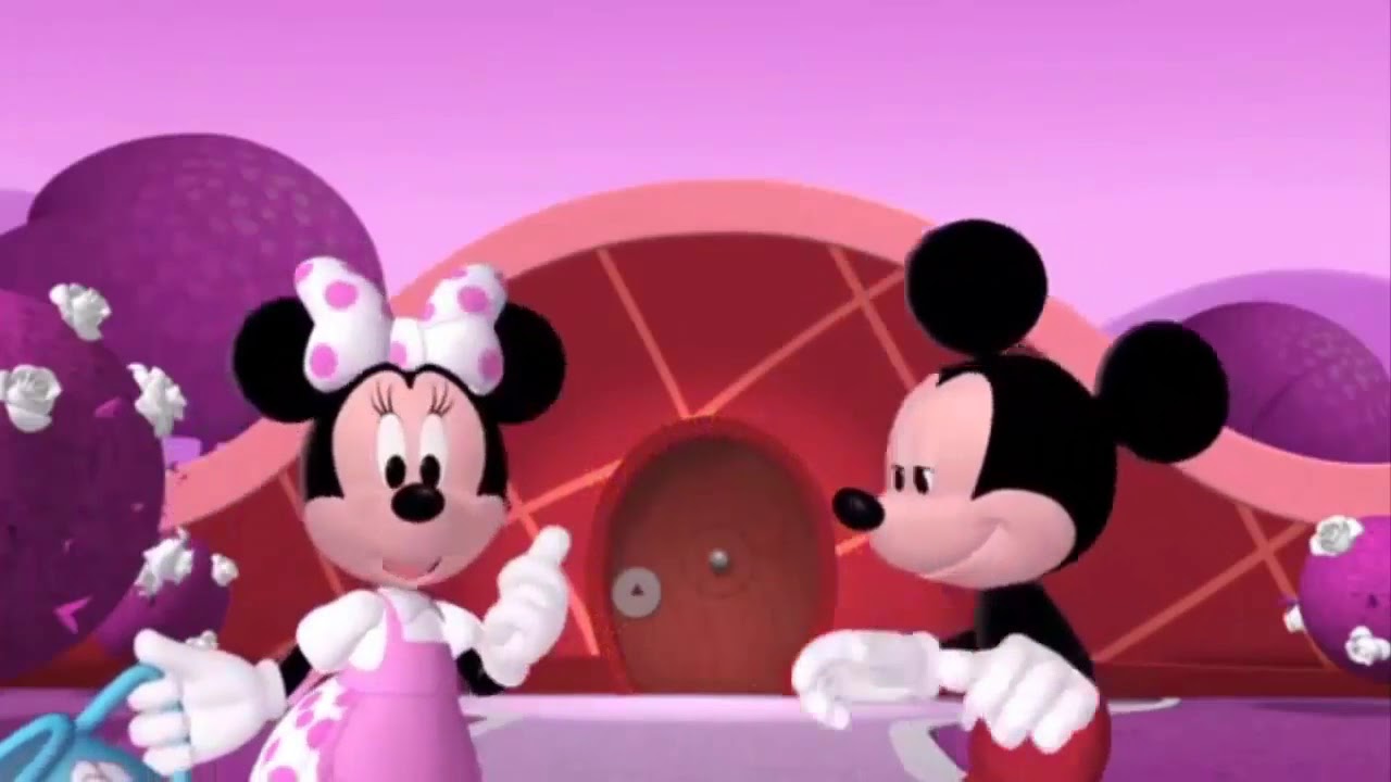 Mickey Mouse Clubhouse  Mickey's Adventures In Wonderland 01