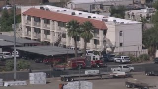 Man accused of stabbing his girlfriend at Phoenix apartment