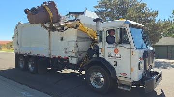 City of Minden: Peterbilt 520 Heil Durapack Python ASL Garbage Truck on Summer Yard Waste!