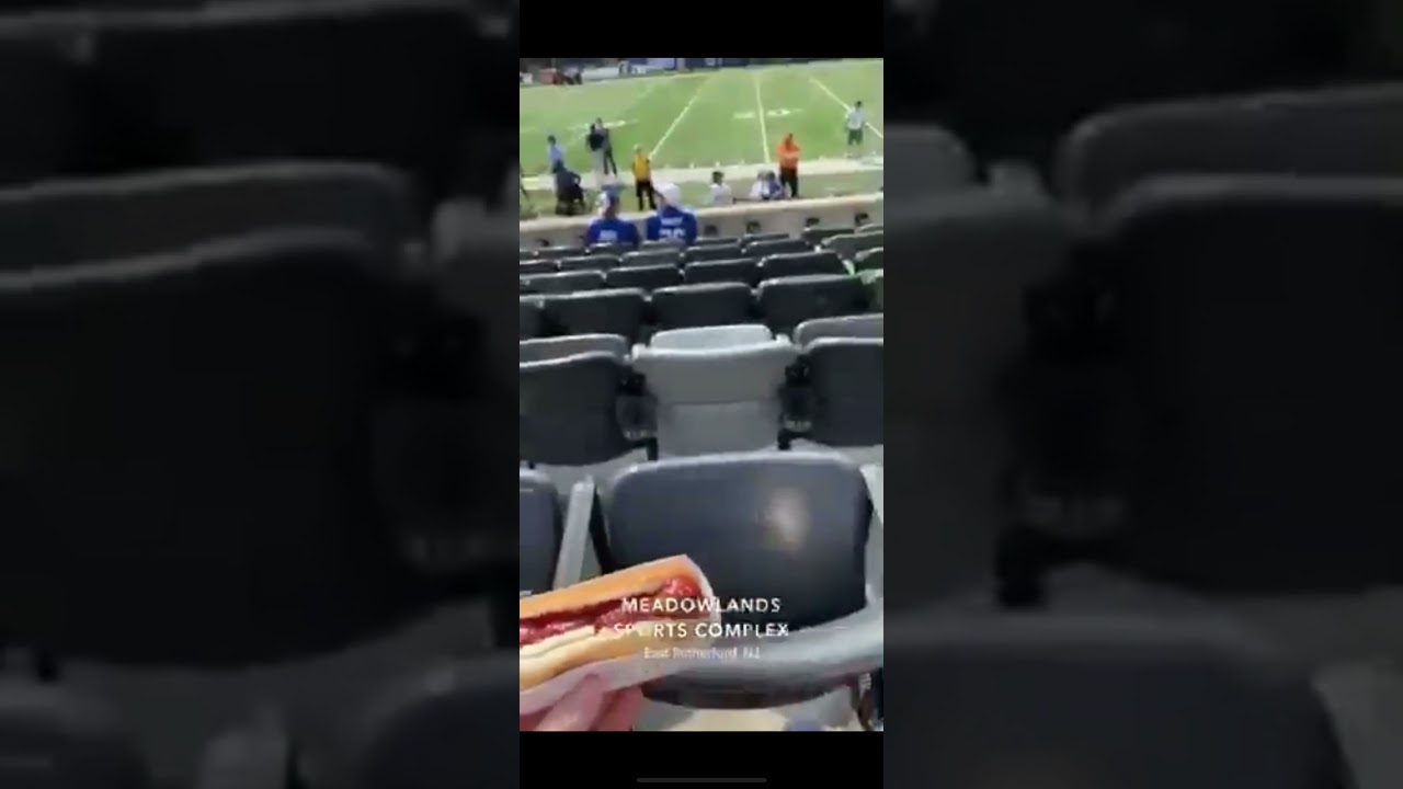 Giants Fans Were Served Maggots In Ketchup