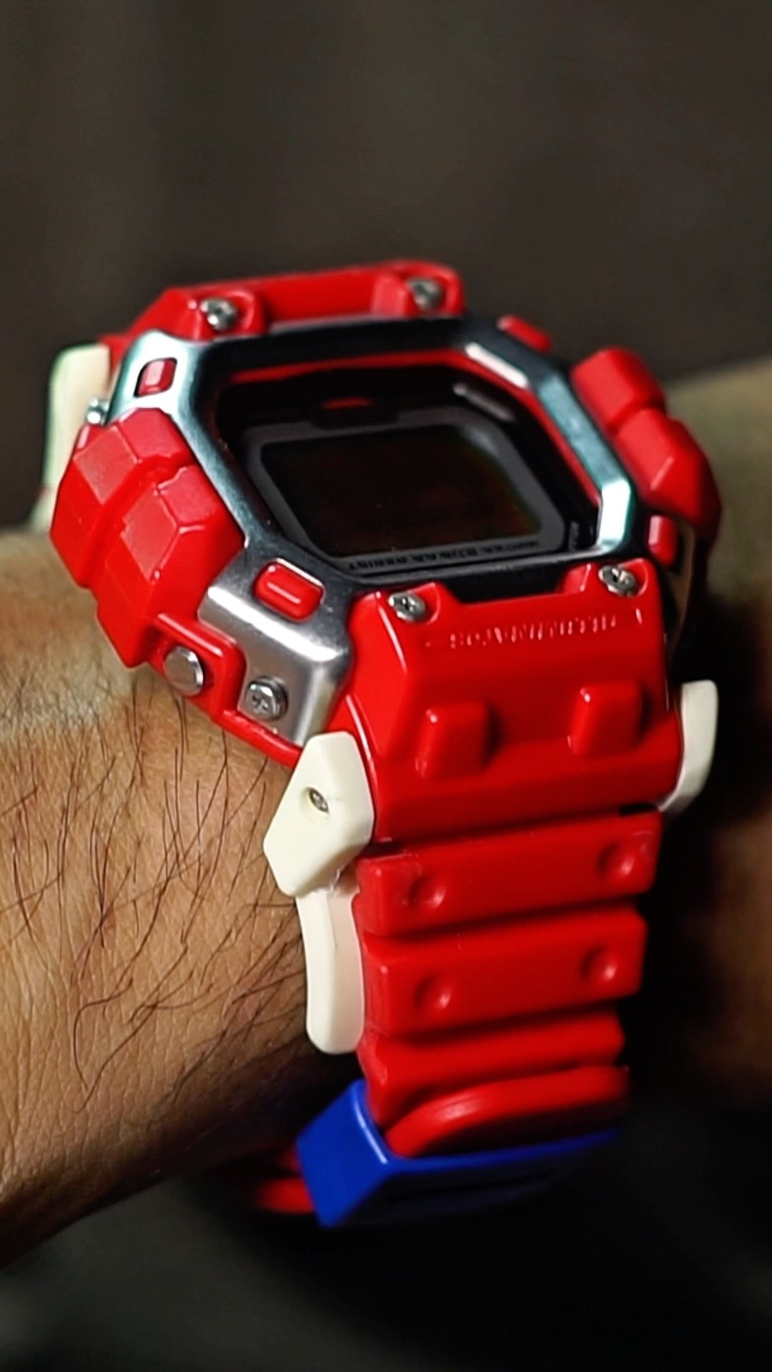 CASIO G-SHOCK DW-8300 赤ガンダム G-Shock Red Gundam | Casio G-Shock DW 8300 Gundam Model G