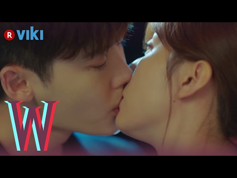 W - EP 5 | Lee Jong Suk & Han Hyo Joo's Rooftop Kiss | Korean Drama