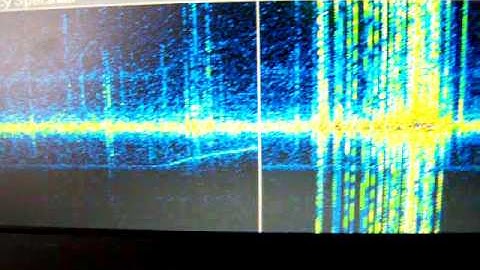 VLF receiver (1 KHz-10 KHz) makes lightning strike visible and predictable