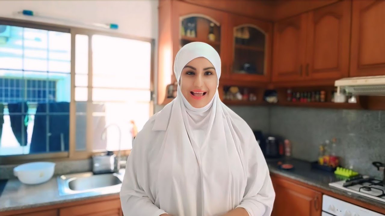 كانوا لوحدهم اول يوم رمضان من غير ابوهم مش عارفة جواهم ايه بس عنيهم كانت فضحاهم😞 فطار وطبخة ودردشة