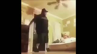 Fat dude shuffles to feel my love 10 minutes perfect loop
