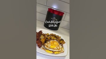 Cook breakfast with me using Trader Joe’s Roasted Potatoes! #breakfastideas #cookwithme