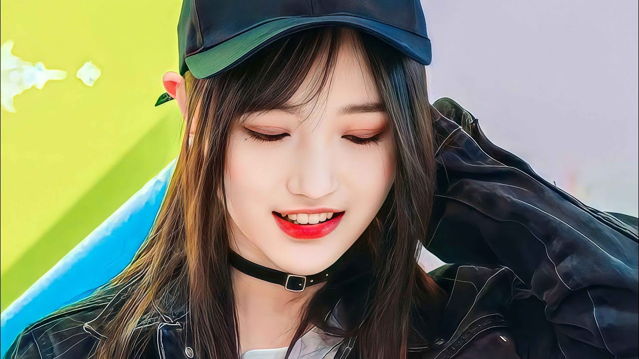 Над ней издевались из-за полноты, пока она не преобразилась и не стала самой известной и популярн...