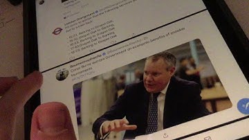 Voice-over accessibility within Twitter for iOS.