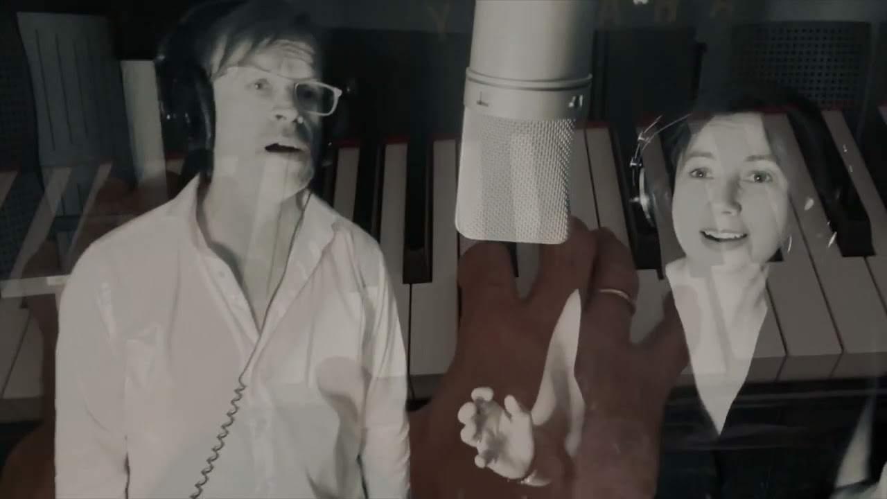 EINDE VAN DE DAG - Britta Maria & Maurits Fondse