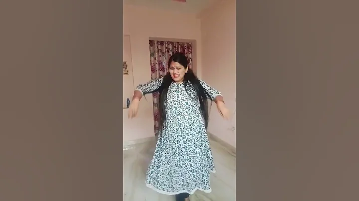 navrai majhi...#English vinglish #youtubeshorts #trendingshorts #viralsong #dancevideo 😍😍😍