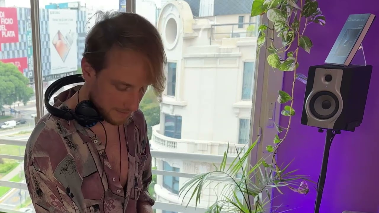 Chris Gorrie | In-Store Vinyl Session at Cyberwax | 1 Hour Mix