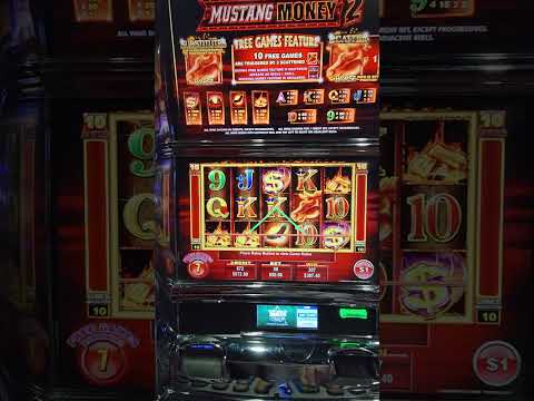 Melbourne City Walk - Yarra River, Crown Casino, Flinders Lane, Melbourne Town Hall