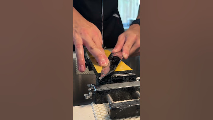 huge water bottle, sharpness test! #fyp #knife #knifesharpening #ray #knifesharpener #rui #knives