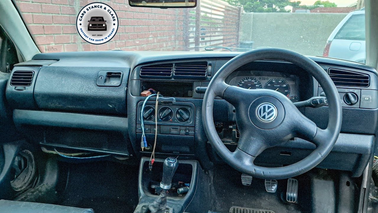 NKUPI MACK VR6 💣 IS THIS INTERIOR OEM VR6? IM SUSPECTING THIS STEERING 🤔