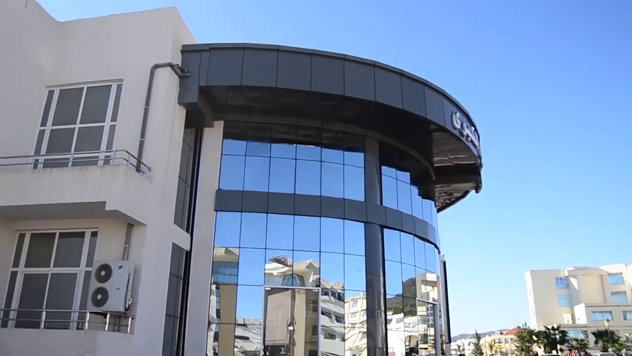روبورتاج حول قاعة المحاضرات الكبرى بجماعة سكيكدة (إعداد و تقديم عبد الباقي قرواشي)