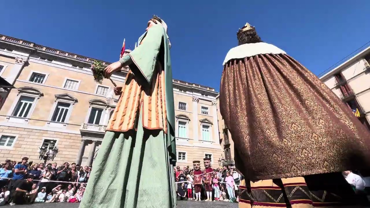 Ball dels gegants de la ciutat de Barcelona | Danses vives 