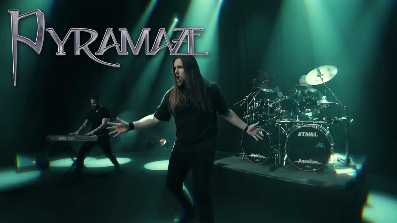 PYRAMAZE - 