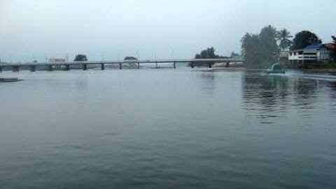 thailand hovercraft 2.MPG