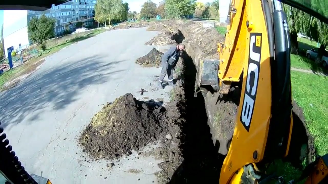 JCB 3CX. Траншея под замену газопровода. - YouTube