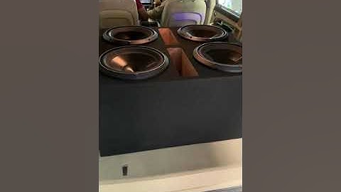 Insane loud car Audio Setup