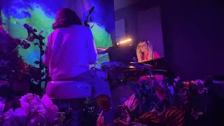 DOMi &amp; JD BECK - (LIVE) JD BECK Drum Solo