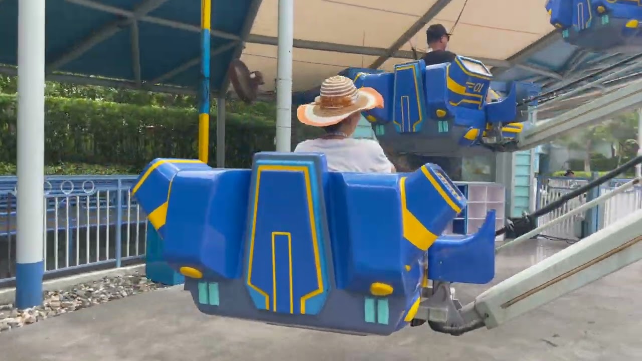 Mr Meng 541带父母玩杭州湾方特乐园