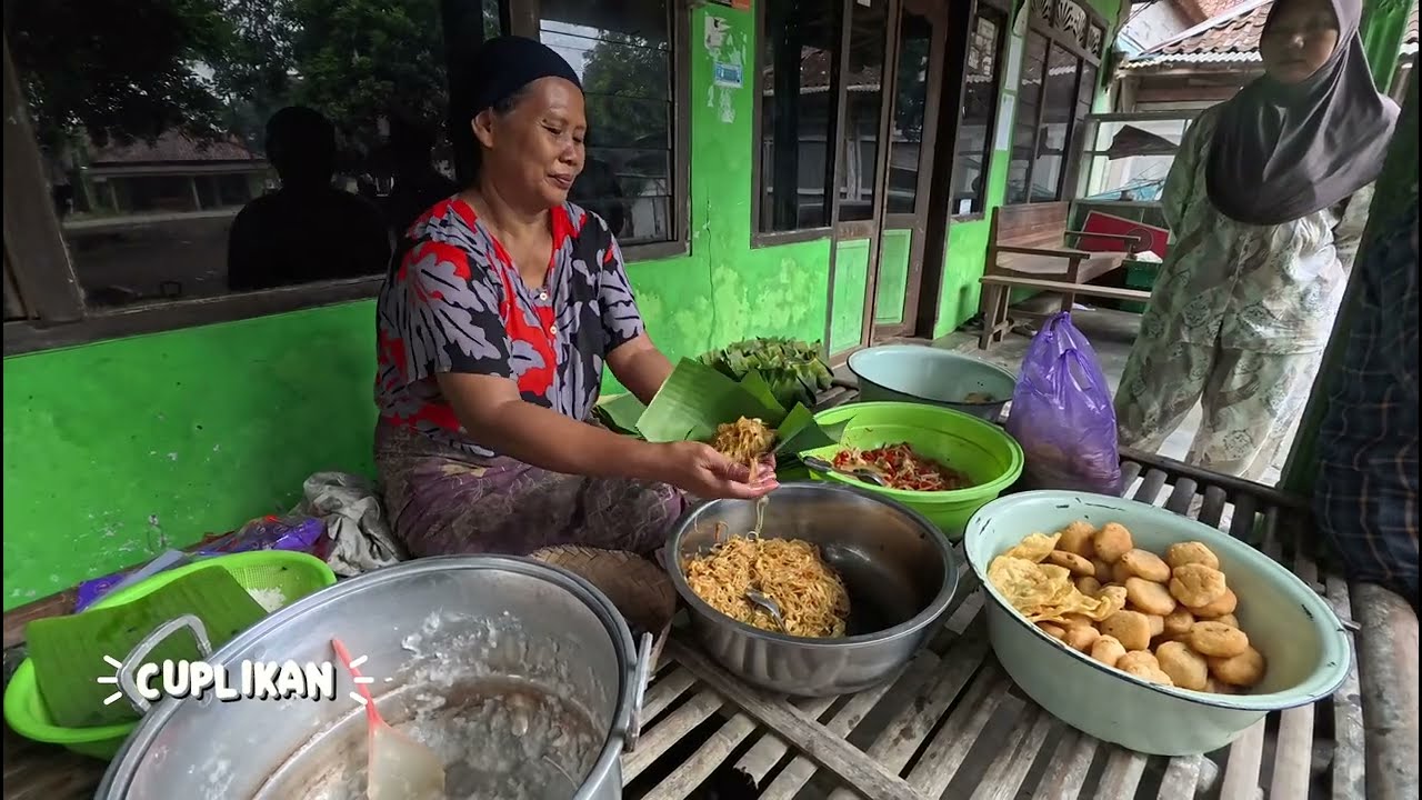 Warung Sarapan Pagi Bu Cip | Warung Sederhana Seperti di Tahun 80'an | Merit - Kebumen