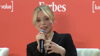 ivanna Sakhno, interview Summit Forbes 30\\50 Abu-Dhabi about the conflict in Ukraine 2024