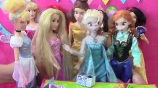 Elsa Birthday Party ft Princess Dolls, Real Tiny Food Surprise Presents & Birthday Cake