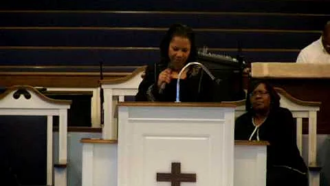 2010 D.I.V.A.S.  Evangelist Bonnie Virden preachin...