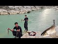 Fishing in the style of Iranian nomads |Exciting...🐟🐬A technique you won't believe!