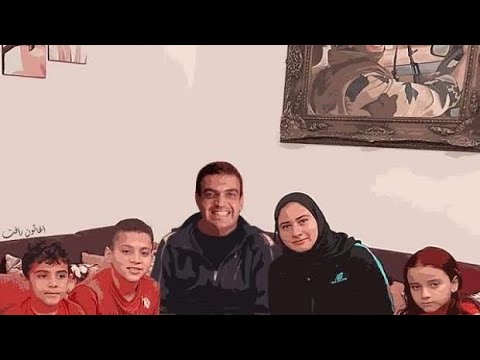 صور نادرة للشهيد أحمد المنسى وعائلته