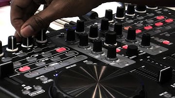 Stanton DJC.4 DJ Controller
