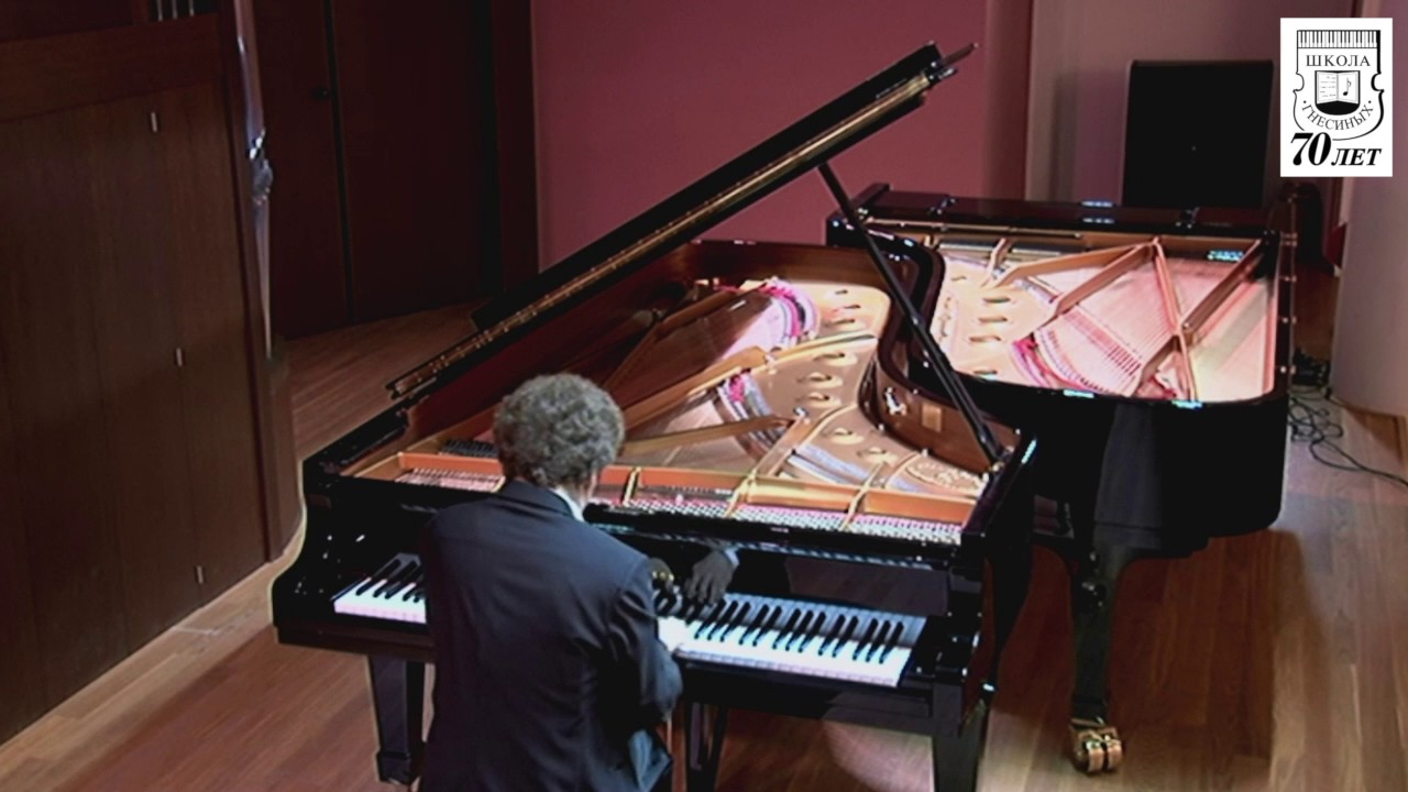 E. Granados. "Maja and the Nightingale" from "Goyescas"