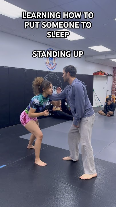 LEARNING HOW TO PUT SOMEONE TO SLEEP STANDING UP jiujitsu bjj YouTube learning-how-to-put-someone-to-sleep-standing-up-jiujitsu-bjj-youtube