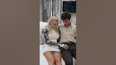 Guy Tries Out the Newest Girlfriend Robot at the Expo