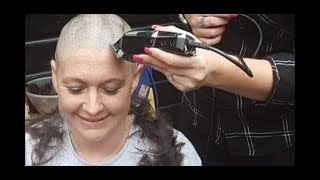 Headshave Woman Barber Shop || Extreme Haircuts...!!