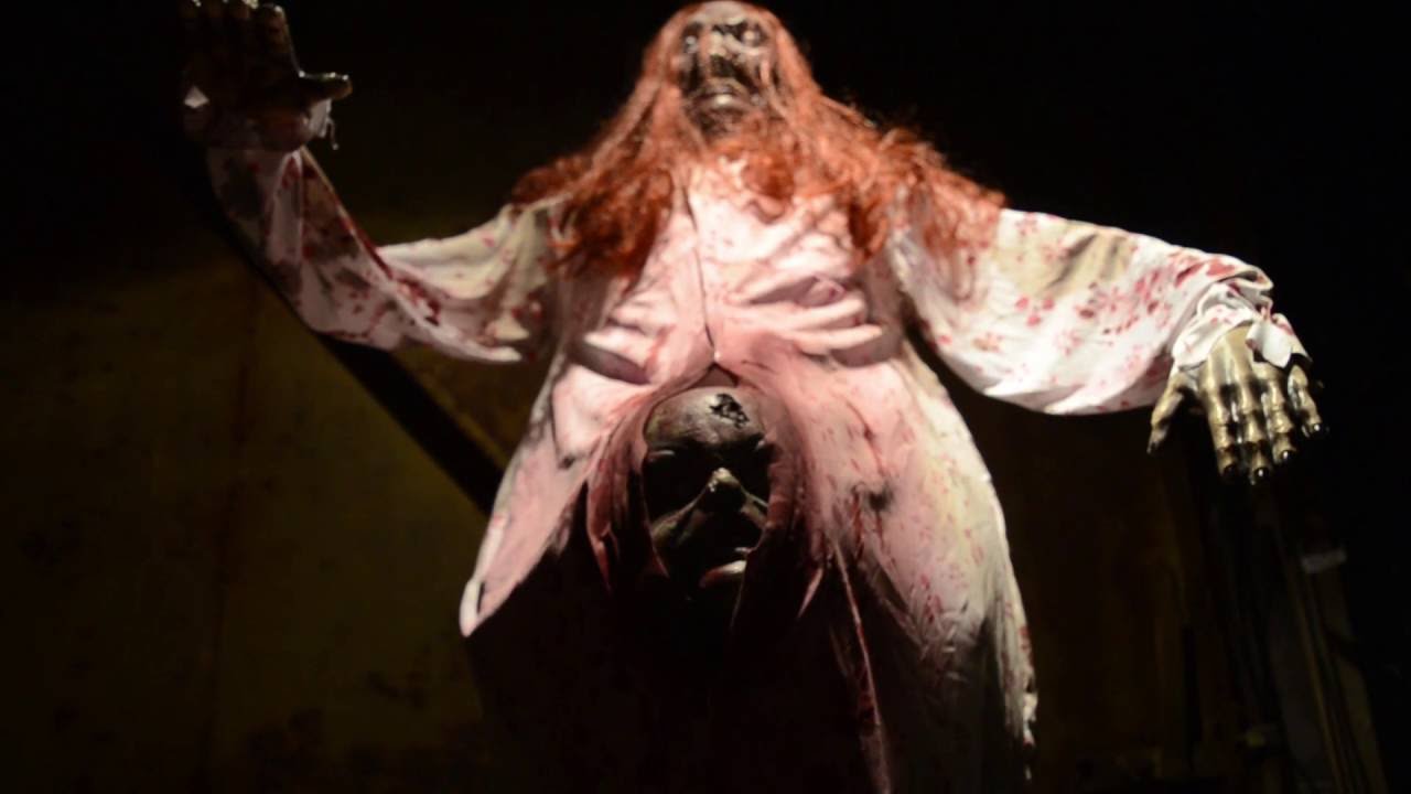 Birth of a Creature Animated Prop - Pregnant Zombie Gives Birth to Mutant Baby!