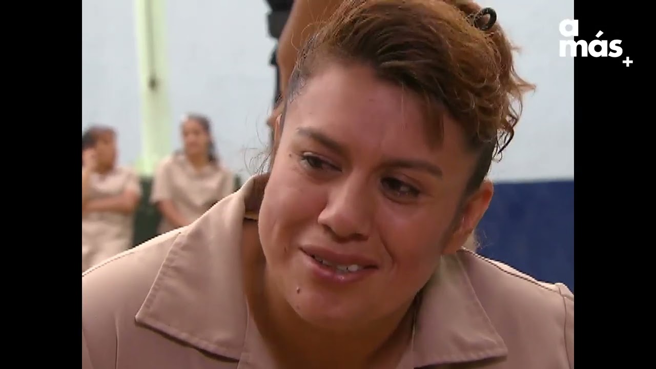 La Loba | Cap. 160, Las Lagrimas Comienzan a Caer En El Lugar