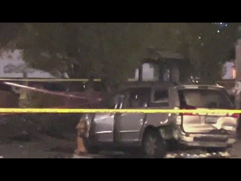 Pedestrian hit, killed by minivan in Portland - YouTube