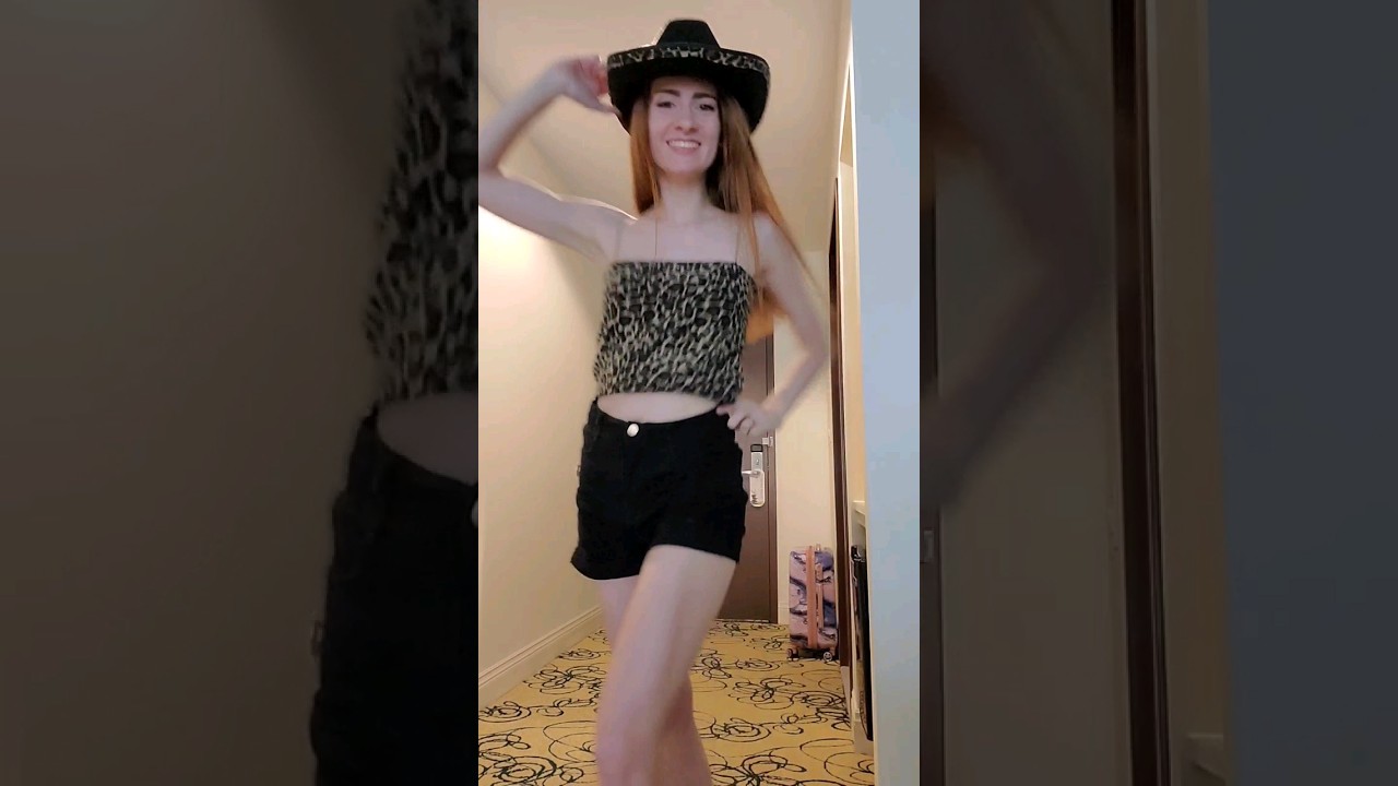 Making my outfit for Shania Twain concert in Syracuse!! Great show